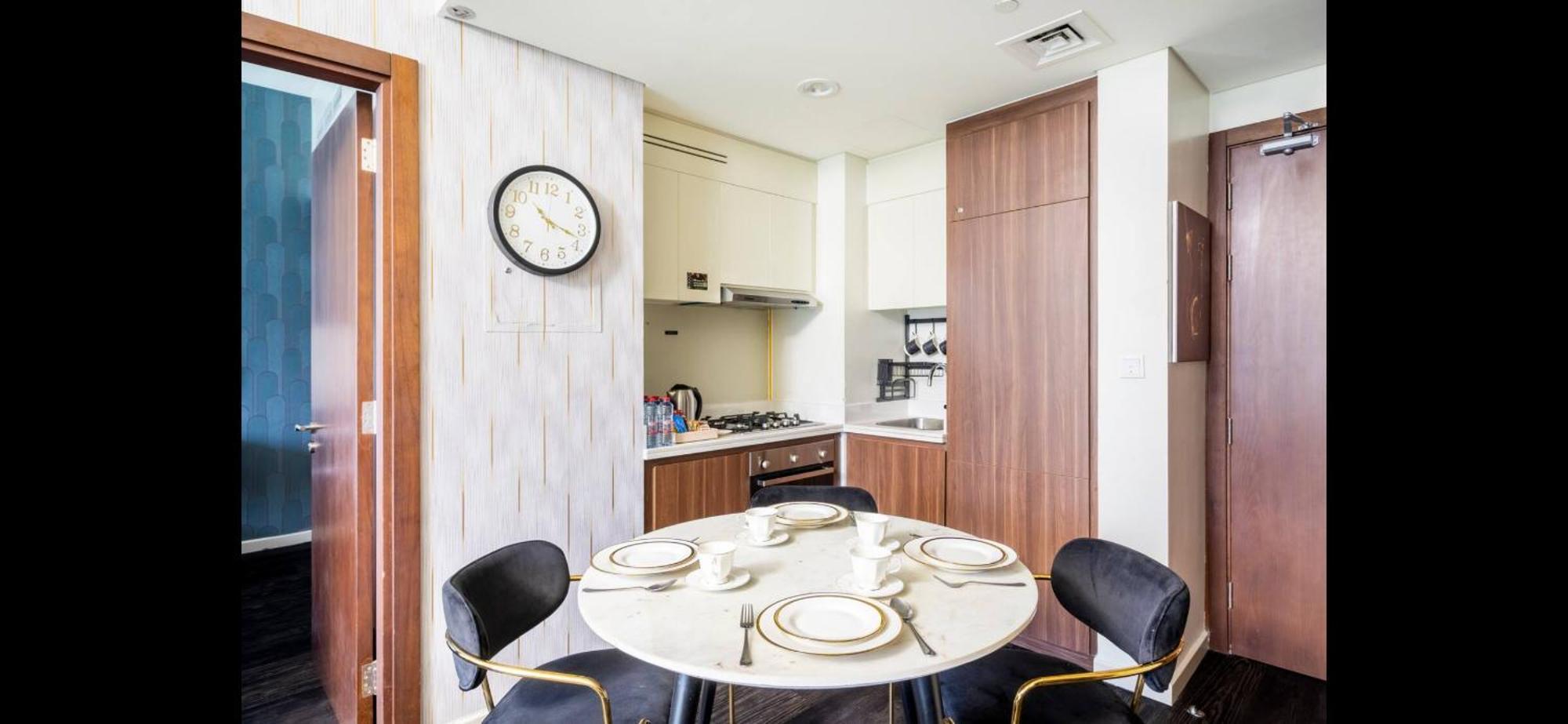 Luxury 2 Bedroom With Burj Khalifa View Дубай Екстериор снимка